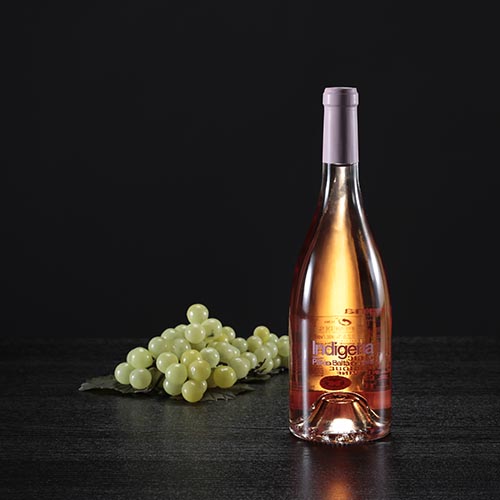 Botella de vino rosado Indígena, D.O. Penedés