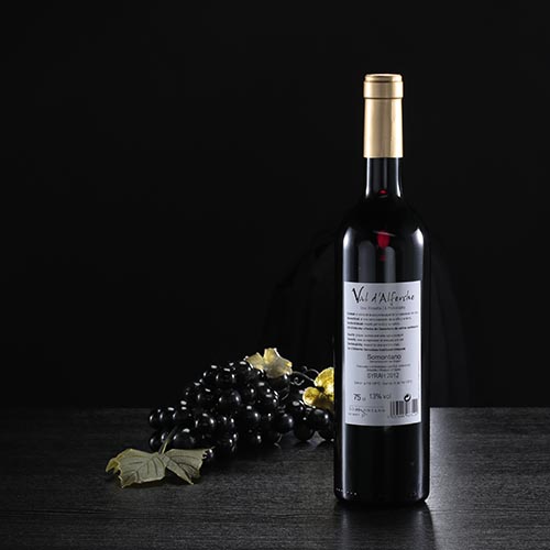 Botella de vino tinto Val d'Alferche, D.O. Somontano