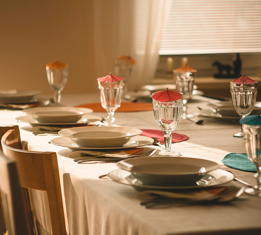 dining-table-web